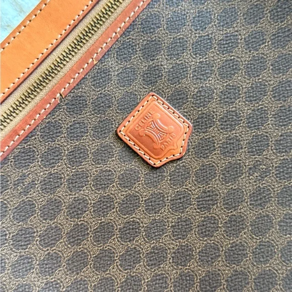 CELINE Vintage Macadam Clutch Bag – Authentic - Picture 3 of 11